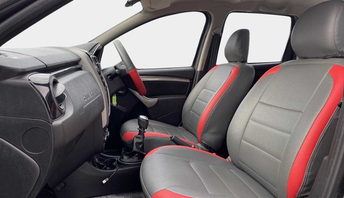 2021 Renault Duster RXS 1.3 TURBO PETROL MT, Petrol, Manual, 14,885 km, Right Side Front Door Cabin