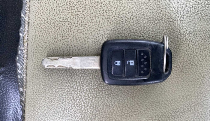 2014 Honda City 1.5L I-DTEC V, Diesel, Manual, 1,09,296 km, Key Close Up