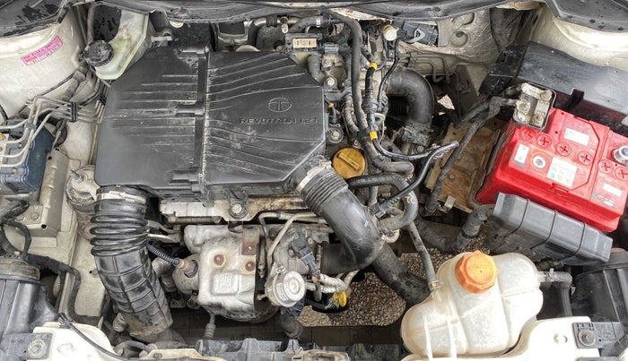 2014 Tata Zest XT PETROL, Petrol, Manual, 51,659 km, Open Bonet