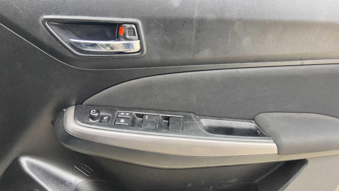 2021 Maruti Swift ZXI PLUS, Petrol, Manual, 48,148 km, Driver Side Door Panels Control