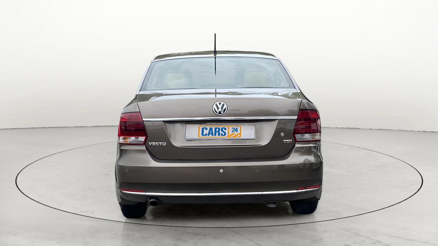 2015 Volkswagen Vento HIGHLINE 1.5 AT, Diesel, Automatic, 76,338 km, Back/Rear