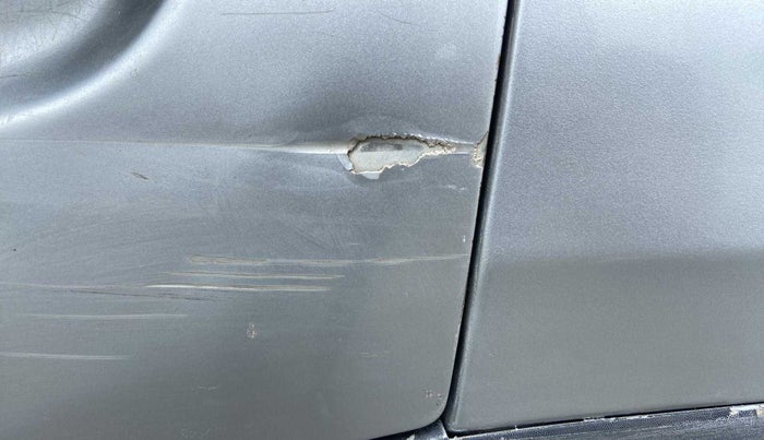 2016 Renault Kwid RXT 0.8, Petrol, Manual, 53,168 km, Rear left door - Slightly dented