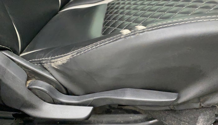 2019 Maruti Baleno ALPHA DIESEL 1.3, Diesel, Manual, 55,411 km, Driver Side Adjustment Panel