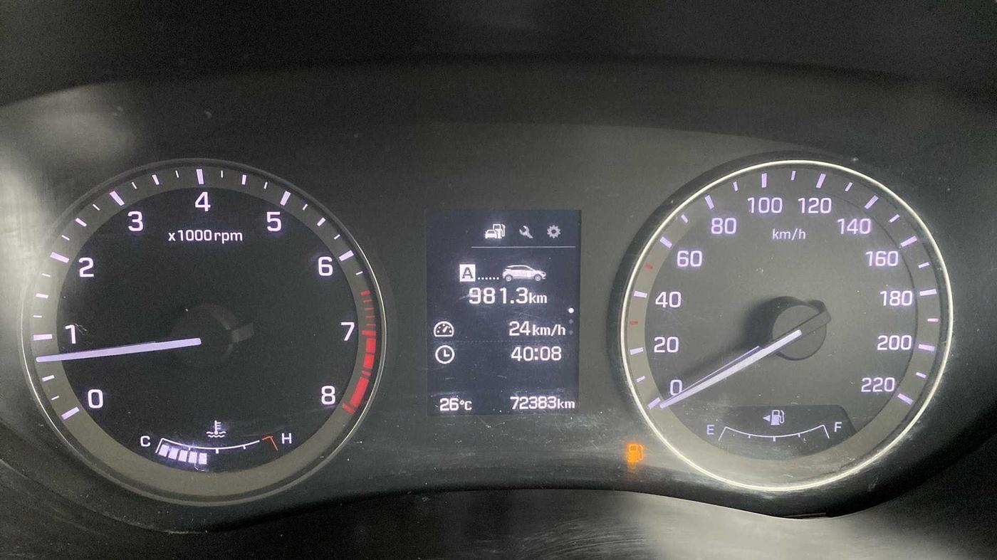 2016 Hyundai Elite i20 ASTA 1.2, Petrol, Manual, 12,000 km, Odometer Image