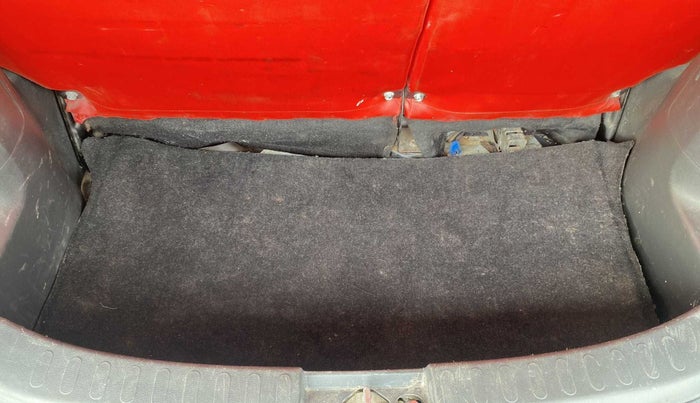 2011 Maruti Ritz LXI, Petrol, Manual, 1,06,880 km, Boot Inside