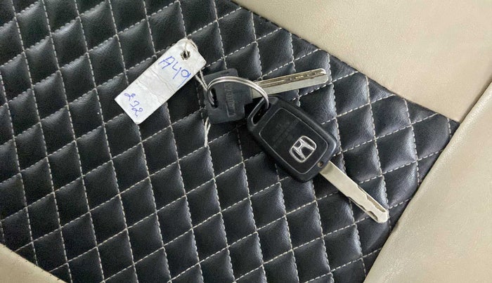 2018 Honda Amaze 1.2L I-VTEC S, Petrol, Manual, 29,777 km, Key Close Up