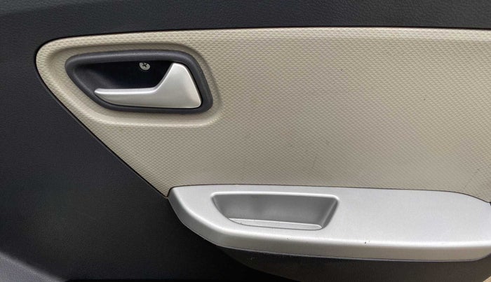 2018 Maruti Alto K10 VXI, Petrol, Manual, 44,698 km, Driver Side Door Panels Control