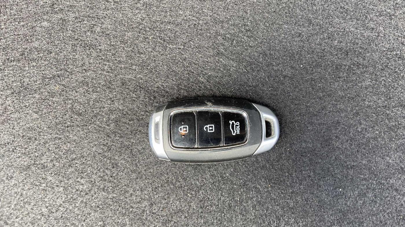 2020 Hyundai Verna SX 1.5 VTVT, Petrol, Manual, 28,585 km, Key Close Up