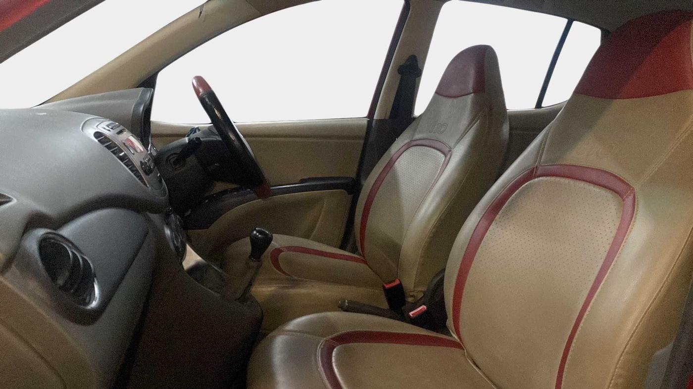 2012 Hyundai i10 SPORTZ 1.2, Petrol, Manual, 33,803 km, Right Side Front Door Cabin