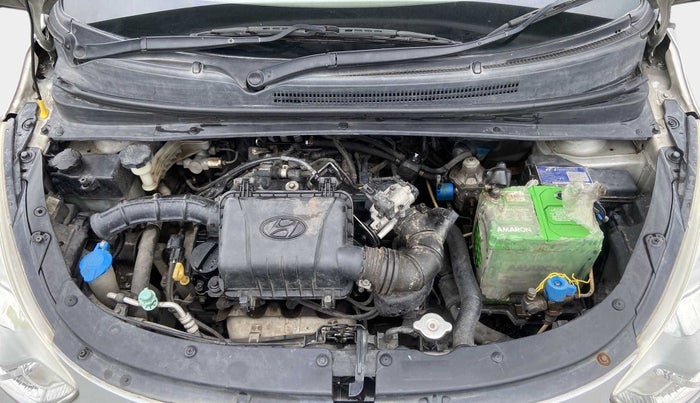 2016 Hyundai i10 SPORTZ 1.1, CNG, Manual, 1,07,049 km, Open Bonet