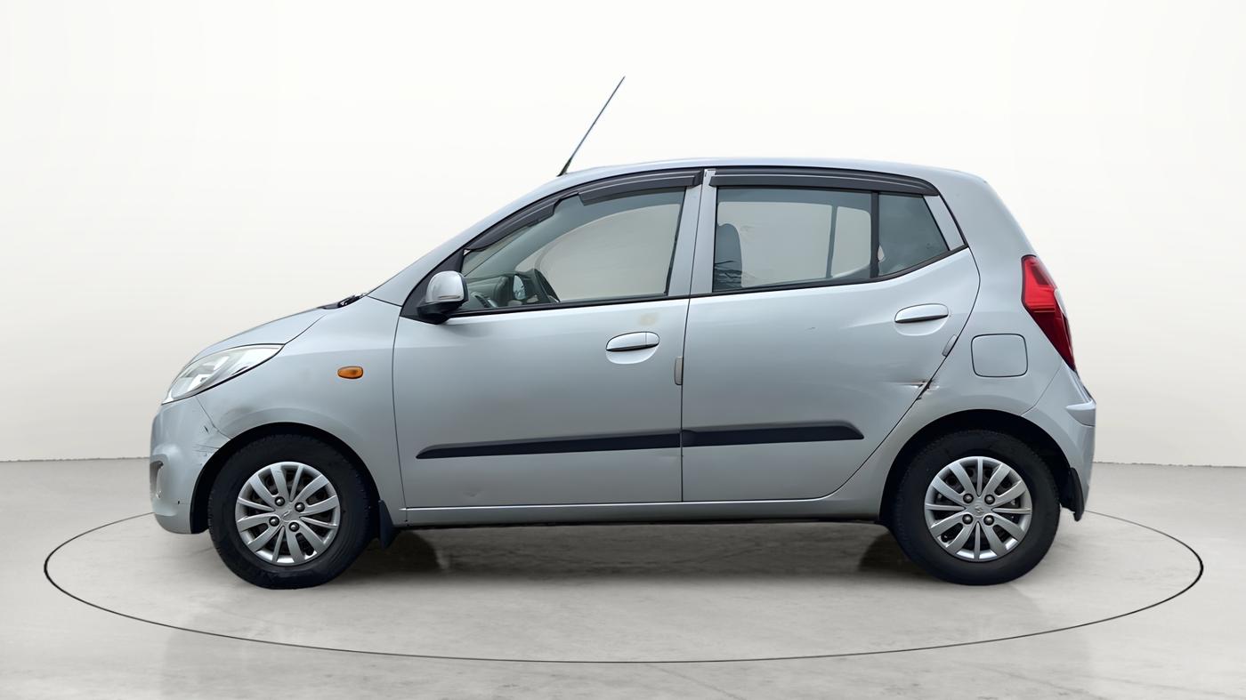 2016 Hyundai i10 SPORTZ 1.1, CNG, Manual, 1,07,049 km, Left Side