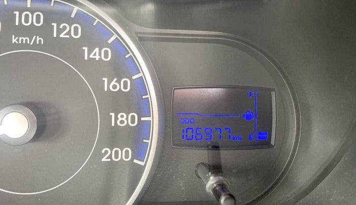 2016 Hyundai i10 SPORTZ 1.1, CNG, Manual, 1,07,049 km, Odometer Image