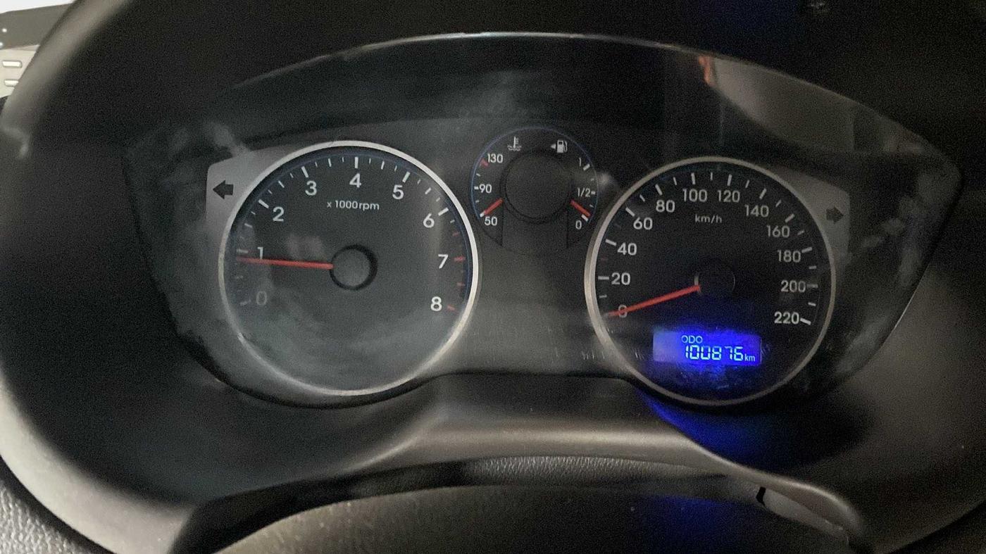 2012 Hyundai i20 SPORTZ 1.2, Petrol, Manual, 1,00,860 km, Odometer Image
