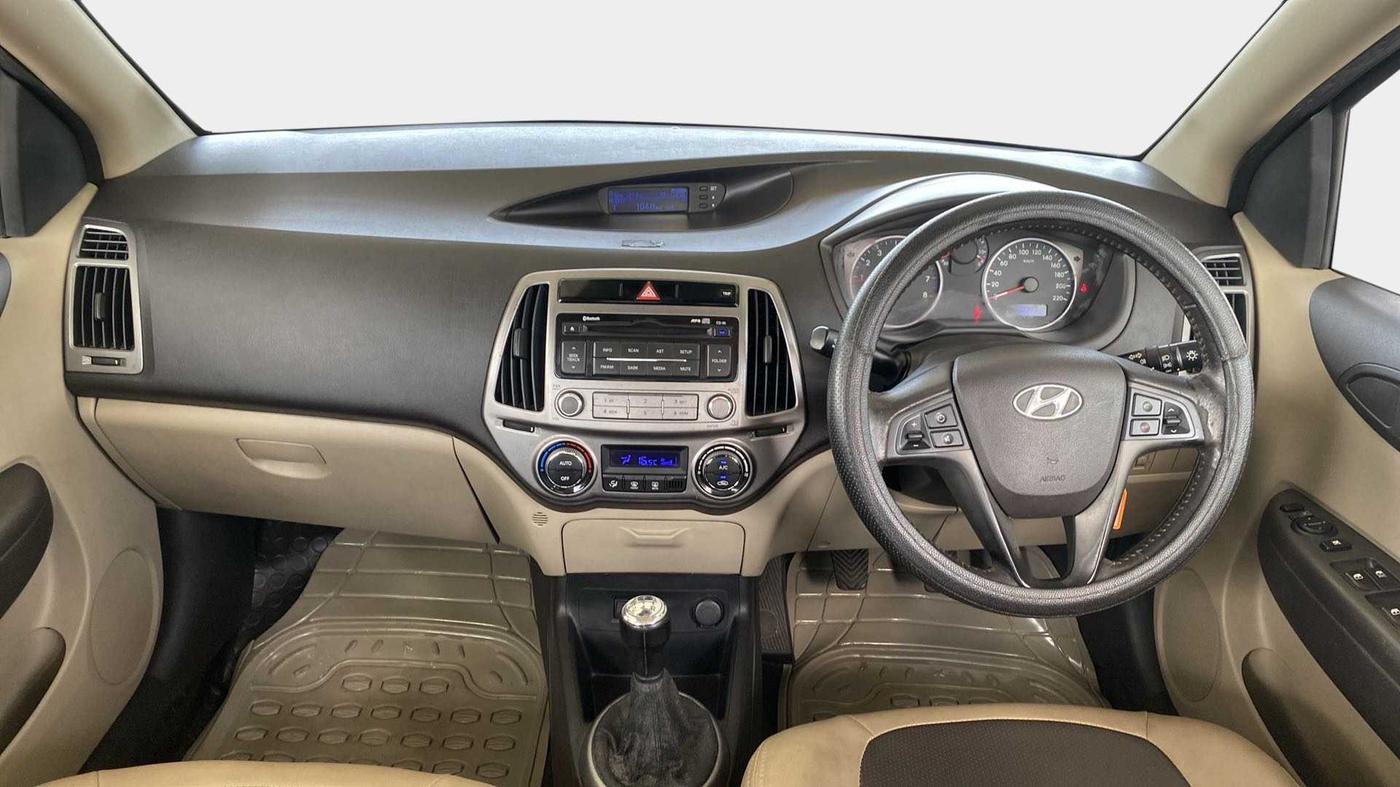 2012 Hyundai i20 SPORTZ 1.2, Petrol, Manual, 1,00,860 km, Dashboard