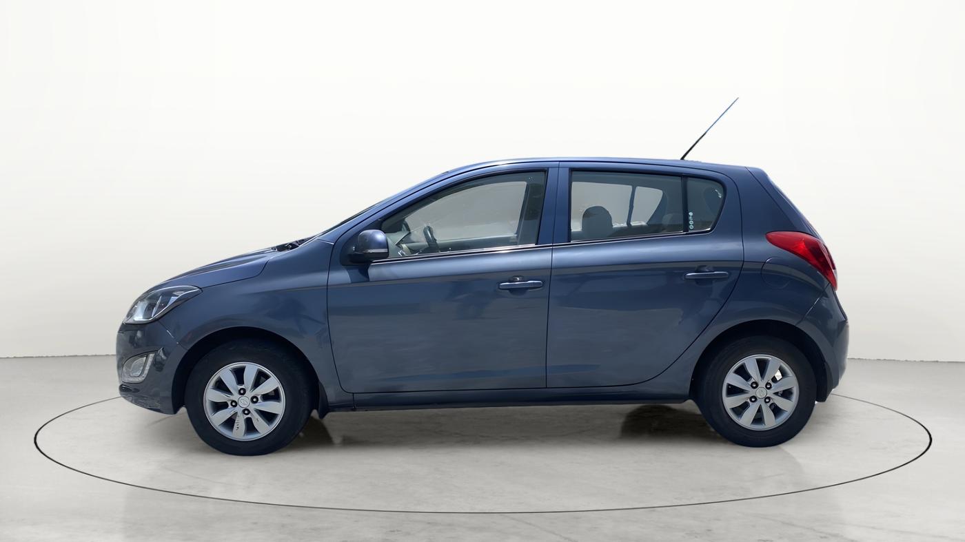2012 Hyundai i20 SPORTZ 1.2, Petrol, Manual, 1,00,860 km, Left Side