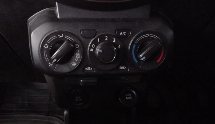 2019 Maruti S PRESSO VXI+, Petrol, Manual, 20,792 km, AC Unit - Directional switch has minor damage