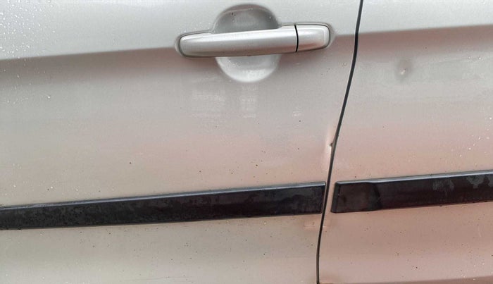 2018 Maruti Ciaz SIGMA 1.4 MT PETROL, Petrol, Manual, 42,943 km, Front passenger door - Slightly dented