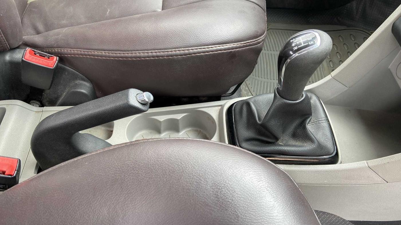 2018 Tata Tiago XM PETROL, Petrol, Manual, 44,377 km, Gear Lever