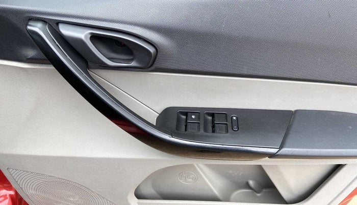 2018 Tata Tiago XM PETROL, Petrol, Manual, 44,377 km, Driver Side Door Panels Control