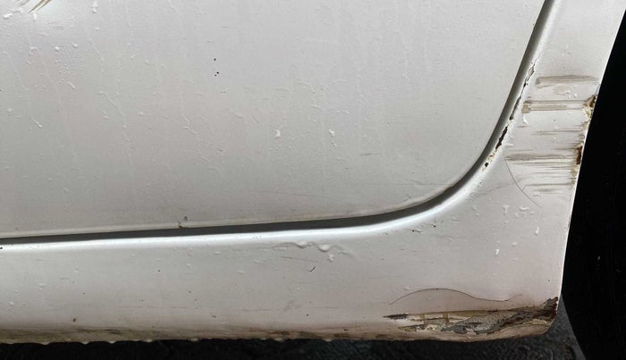2013 Honda Brio S MT, Petrol, Manual, 66,139 km, Left running board - Slightly dented
