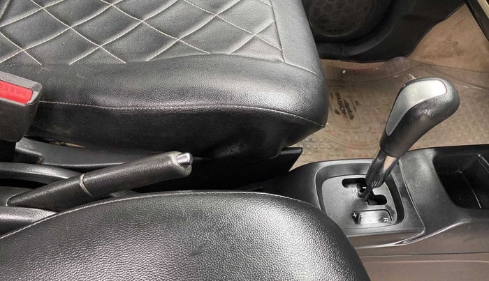 2018 Maruti Wagon R 1.0 VXI (O) AMT, Petrol, Automatic, 29,472 km, Gear Lever