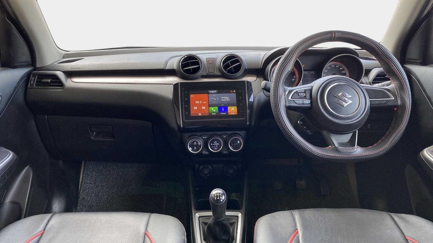 2022 Maruti Swift ZXI, Petrol, Manual, 10,753 km, Dashboard