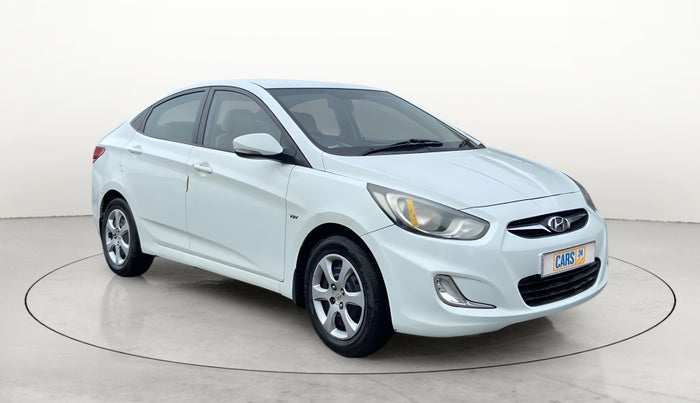 2013 Hyundai Verna FLUIDIC 1.6 VTVT EX, Petrol, Manual, 1,18,059 km, Right Front Diagonal