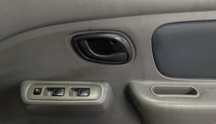 2012 Maruti Alto K10 VXI, Petrol, Manual, 63,557 km, Driver Side Door Panels Control