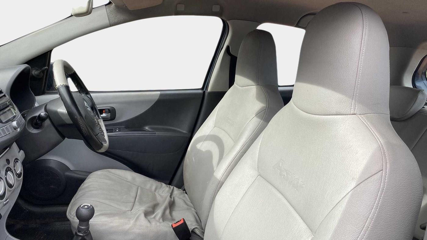 2010 Maruti A Star VXI, Petrol, Manual, 45,757 km, Right Side Front Door Cabin