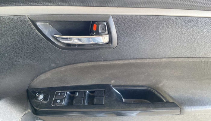 2017 Maruti Swift VXI, Petrol, Manual, 65,741 km, Driver Side Door Panels Control