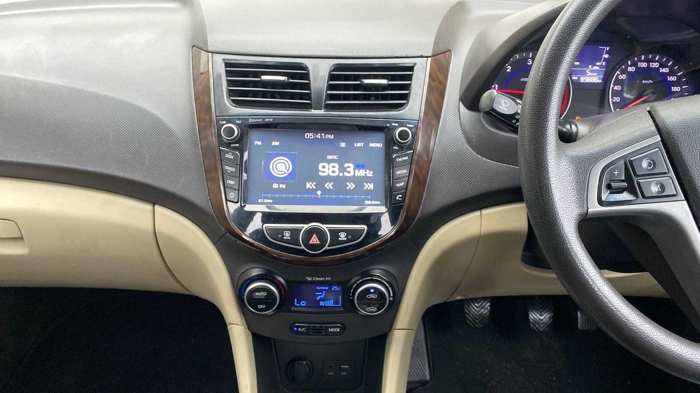 2017 Hyundai Verna 1.6 CRDI SX, Diesel, Manual, 89,903 km, Air Conditioner