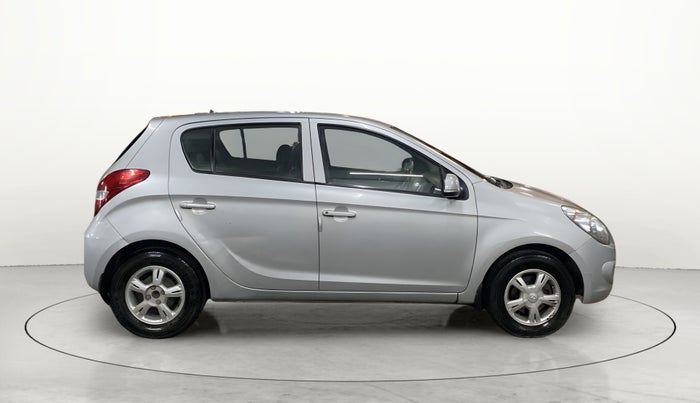 2011 Hyundai i20 SPORTZ (O) 1.4 CRDI, Diesel, Manual, 85,571 km, Right Side View