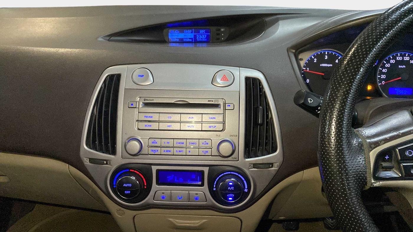 2011 Hyundai i20 SPORTZ (O) 1.4 CRDI, Diesel, Manual, 85,571 km, Air Conditioner
