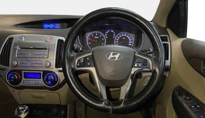 2011 Hyundai i20 SPORTZ (O) 1.4 CRDI, Diesel, Manual, 85,571 km, Steering Wheel Close Up