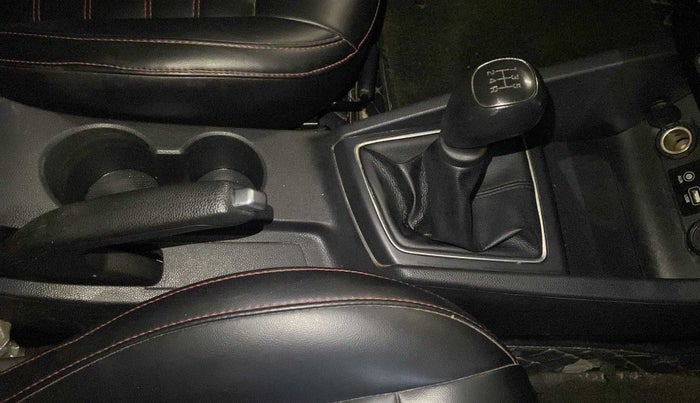 2019 Hyundai Elite i20 SPORTZ PLUS 1.2, Petrol, Manual, 76,312 km, Gear Lever