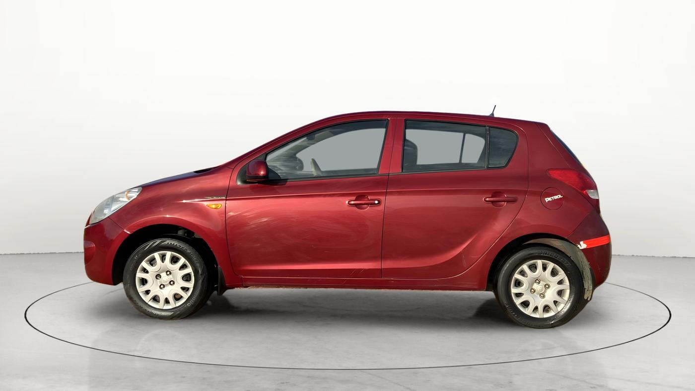 2011 Hyundai i20 MAGNA (O) 1.2, Petrol, Manual, 1,07,079 km, Left Side