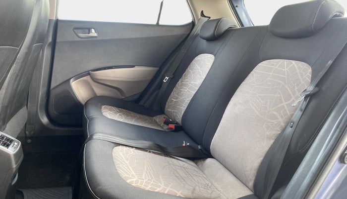 2013 Hyundai Grand i10 ASTA 1.1 CRDI, Diesel, Manual, 71,675 km, Right Side Rear Door Cabin