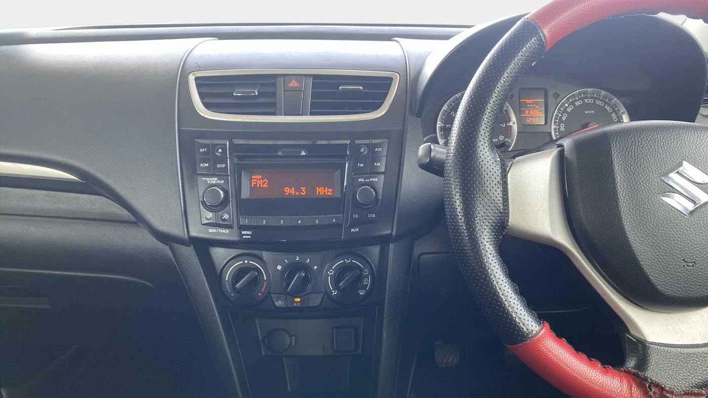 2017 Maruti Swift VXI, Petrol, Manual, 81,592 km, Air Conditioner