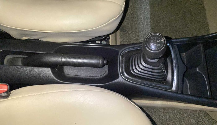 2020 Honda Amaze 1.2L I-VTEC E, Petrol, Manual, 24,384 km, Gear Lever