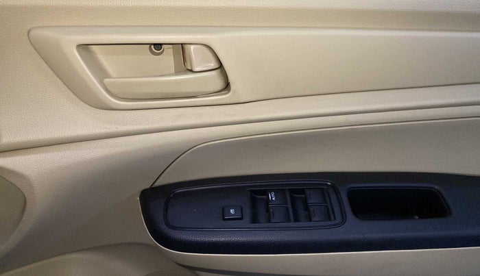 2020 Honda Amaze 1.2L I-VTEC E, Petrol, Manual, 24,384 km, Driver Side Door Panels Control