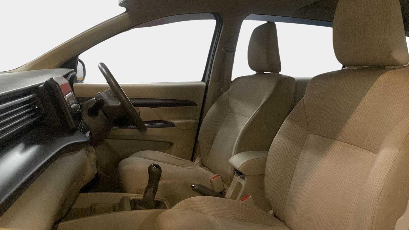 2021 Maruti Ertiga VXI CNG, CNG, Manual, 1,05,469 km, Right Side Front Door Cabin