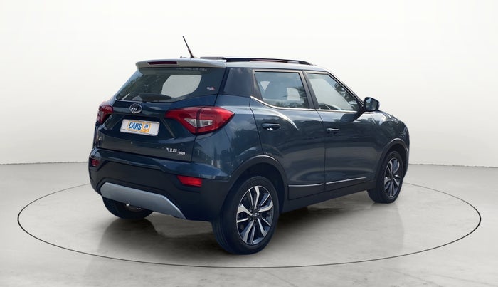 2019 Mahindra XUV300 W8(O) 1.2 PETROL DUAL TONE, Petrol, Manual, 22,587 km, Right Back Diagonal