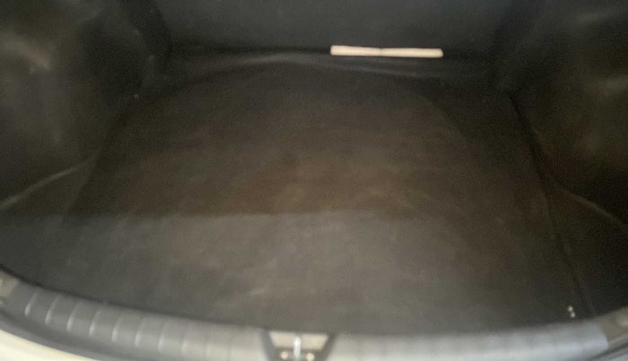 2022 Hyundai Verna SX (O) 1.5 CRDI, Diesel, Manual, 22,049 km, Boot Inside