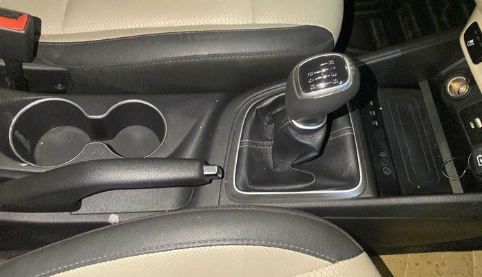 2022 Hyundai Verna SX (O) 1.5 CRDI, Diesel, Manual, 22,049 km, Gear Lever