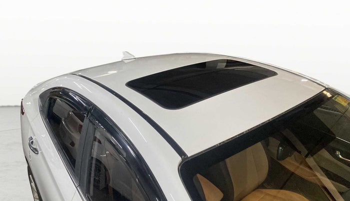 2022 Hyundai Verna SX (O) 1.5 CRDI, Diesel, Manual, 22,049 km, Roof