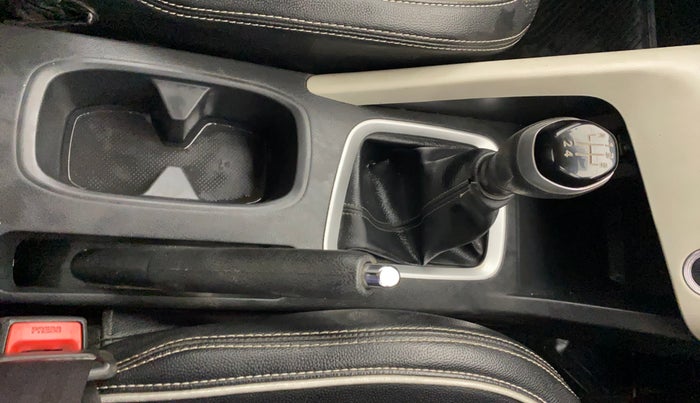 2021 Nissan MAGNITE XV MT, Petrol, Manual, 25,153 km, Gear Lever