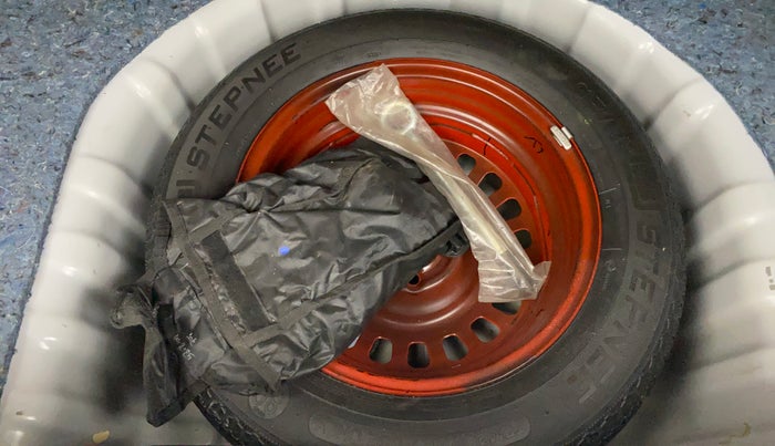 2021 Nissan MAGNITE XV MT, Petrol, Manual, 25,153 km, Spare Tyre