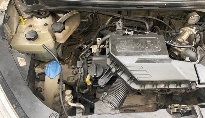 2019 Hyundai NEW SANTRO SPORTZ CNG, CNG, Manual, 72,970 km, Engine View - Right