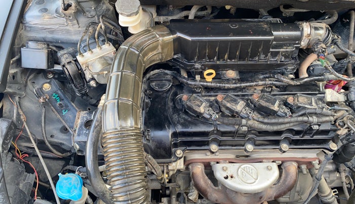 2018 Maruti Ciaz DELTA 1.5 SHVS MT PETROL, Petrol, Manual, 77,251 km, Engine View - Right