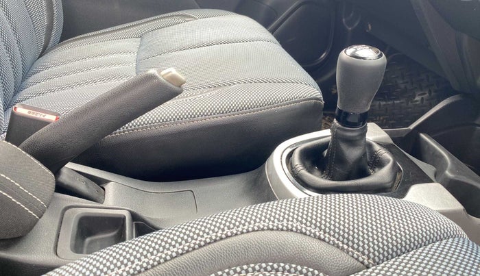 2018 Honda WR-V 1.5L I-DTEC VX MT, Diesel, Manual, 59,344 km, Gear Lever